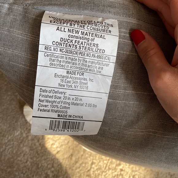 NEW Rae Dunn pillow “OUR HAPPY PLACE” - Picture 4 of 4